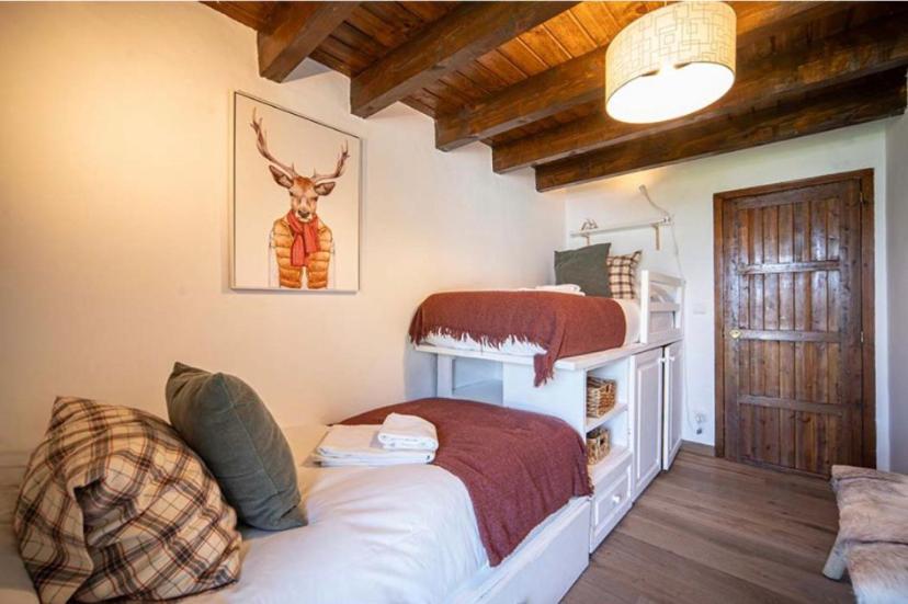 Casa Catania-Acogedora Casa Con Impresionantes Vistas-Fibra Optica Villa Salardú Eksteriør billede