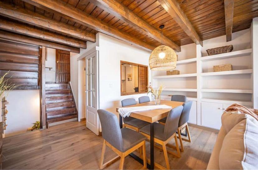 Casa Catania-Acogedora Casa Con Impresionantes Vistas-Fibra Optica Villa Salardú Eksteriør billede